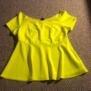 🌟Torrid Neon Yellow Scuba Knit Off the Shoulder V-Bar Peplum Top🌟